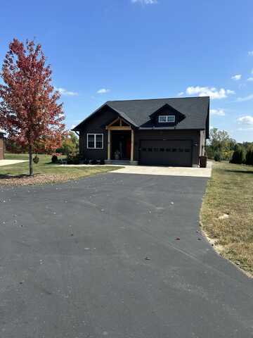 8895 S Airport Road, Dewitt, MI 48820