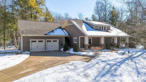 7 Peppers Trail, Montague, MI 49437