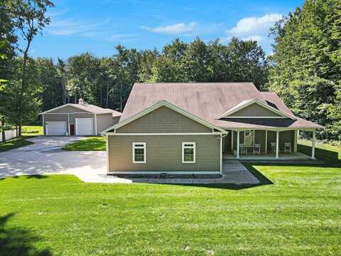 4041 W Roosevelt Road, Montague, MI 49437