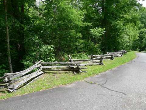 On Pasture Road, Glenville, NC 28736