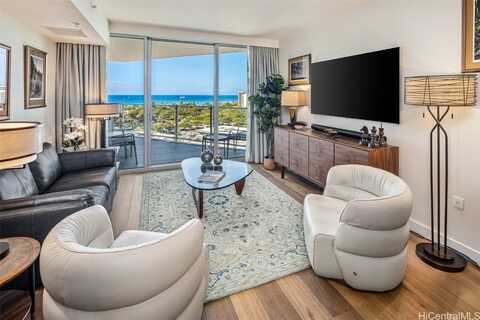 2139 Kuhio Avenue, Honolulu, HI 96815