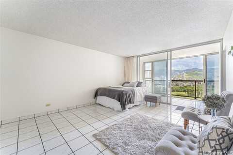 444 Nahua Street, Honolulu, HI 96815