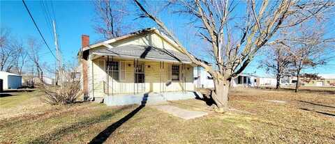 105 S Lincoln Street, Yates Center, KS 66783