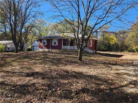 217 N County Line Road, Windsor, MO 65360