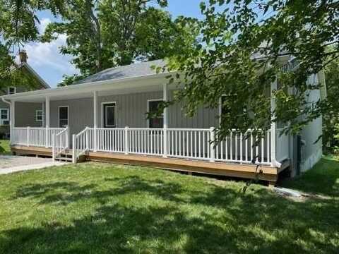 615 E 7th Street, Cameron, MO 64429