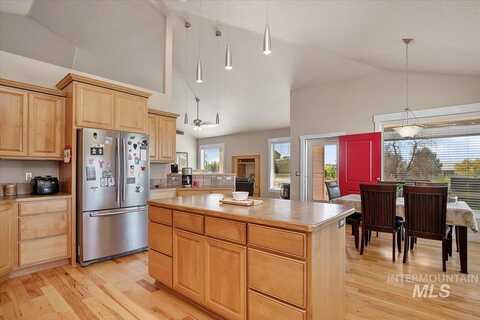12456 Karcher Rd, Nampa, ID 83651