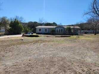 325 Mae Dr, Kerrville, TX 78028