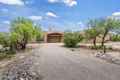 701 Hawthorne Drive, Elephant Butte, NM 87935