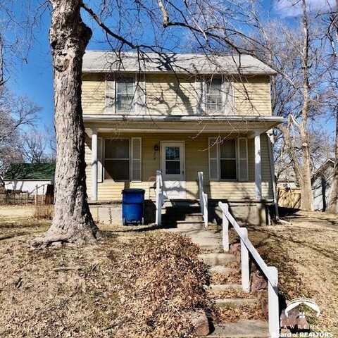 304 Hamilton Street, Oskaloosa, KS 66066