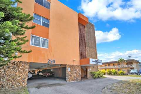 295 NW 72nd Ave, Miami, FL 33126