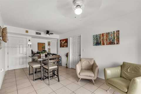 2415 NW 16th St Rd, Miami, FL 33125