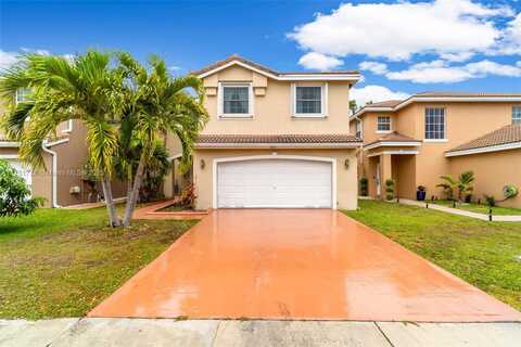 7895 N Silverado Cir, Davie, FL 33024