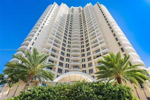 888 Brickell Key Dr, Miami, FL 33131