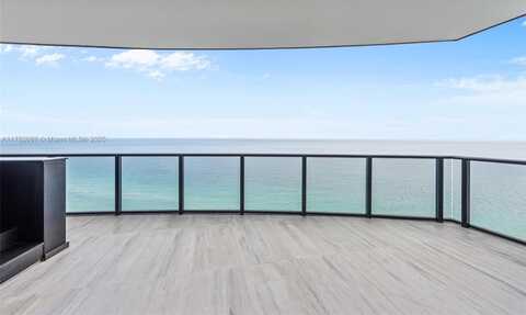 18555 Collins Ave, Sunny Isles Beach, FL 33160
