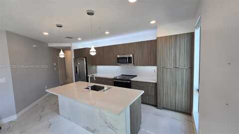 undefined, Doral, FL 33166