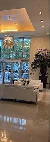 1060 Brickell Ave, Miami, FL 33131