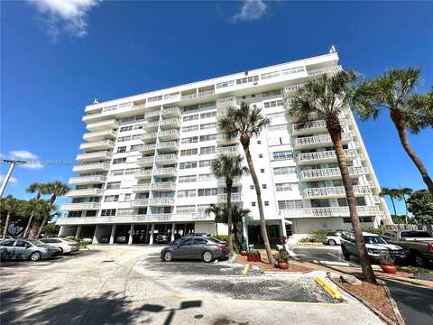 13155 Ixora Ct, North Miami, FL 33181