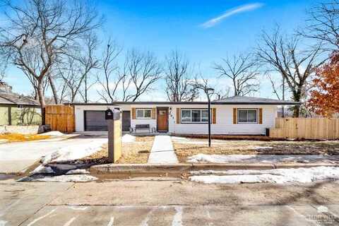 241 Ridge Drive, Manhattan, KS 66502