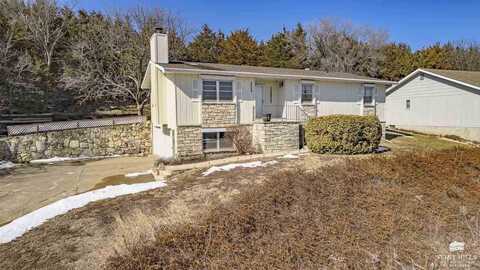 2808 Arbor Drive, Manhattan, KS 66503