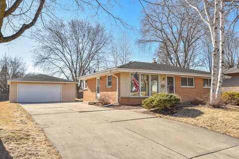 W182n8979 Princeway -, Menomonee Falls, WI 53051