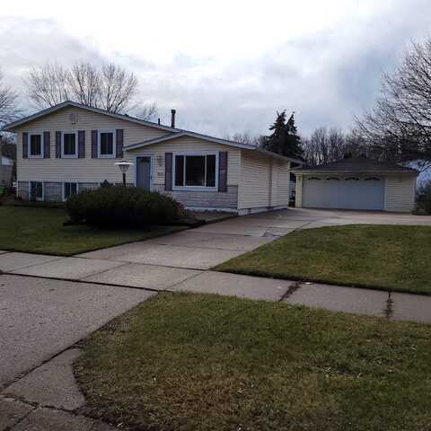 50173 Peggy, New Baltimore, MI 48047