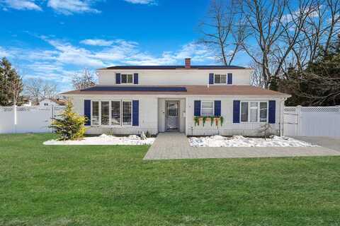 1 Cub Road, South Setauket, NY 11720