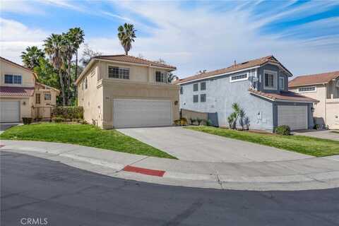 950 La Palma Circle, Corona, CA 92879