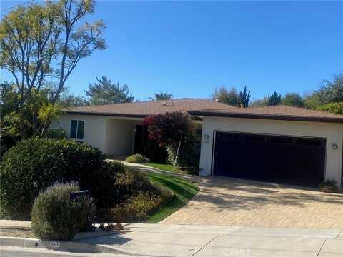 3945 Bon Homme Road, Calabasas, CA 91302