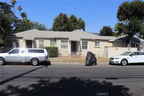 16805 Sherman Way, Lake Balboa, CA 91406