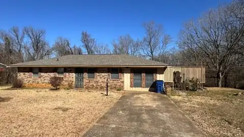 270 Roseanne St., Pontotoc, MS 38863