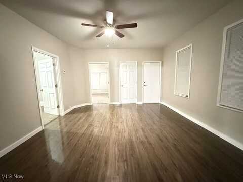 4201 Howlett Avenue, Cleveland, OH 44113
