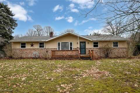 12112 Lisa Street NW, Hartville, OH 44632