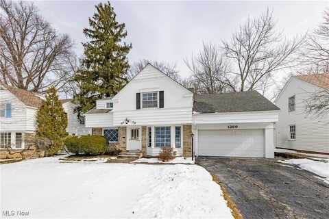 1289 Hereford Road, Cleveland Heights, OH 44118