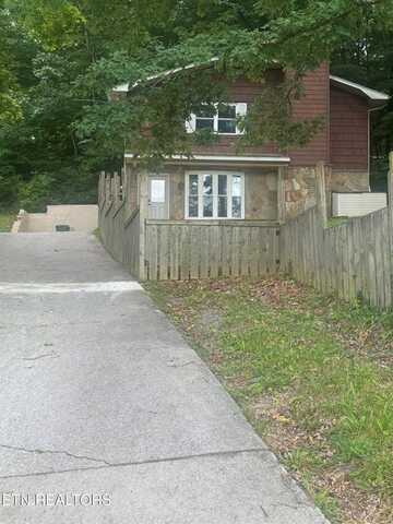 4908 Nickle Rd, Knoxville, TN 37921