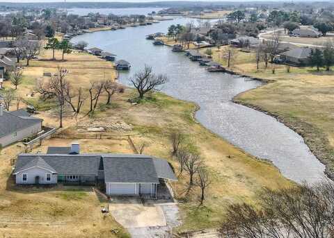 603 Kiowa Drive W, Lake Kiowa, TX 76240