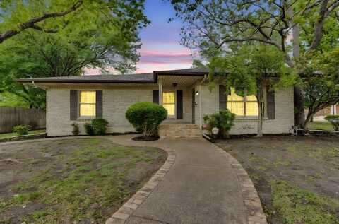 529 N Grand Avenue, Waxahachie, TX 75165