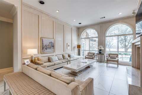 5415 Preston Fairways Circle, Dallas, TX 75252