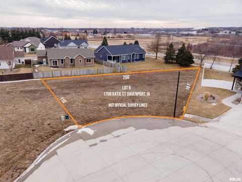 1709 KATIE Court, Davenport, IA 52807