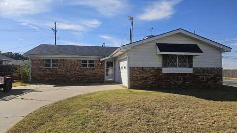 2237 N Zimmers St, Pampa, TX 79065