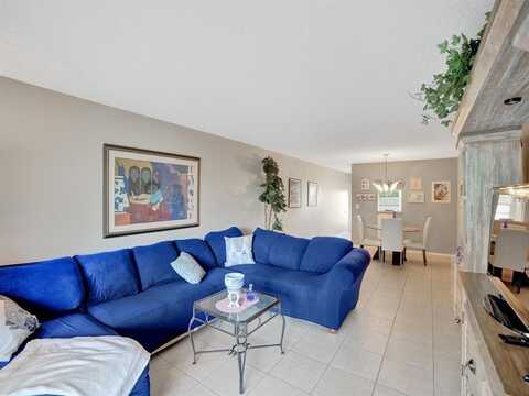 2003 Granada Dr, Coconut Creek, FL 33066