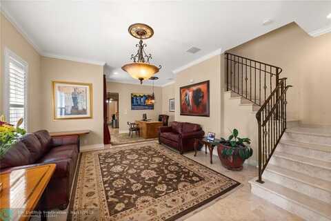 423 SW 16th St, Fort Lauderdale, FL 33315