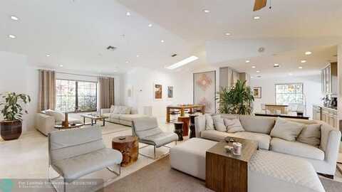 2899 NW 26th Ave, Boca Raton, FL 33434