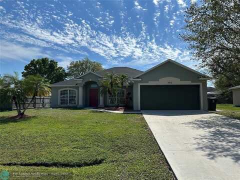 302 NE Greenbrier Ave, Port Saint Lucie, FL 34983