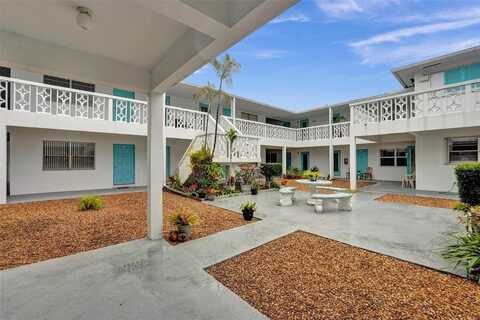 1833 Monroe St, Hollywood, FL 33020
