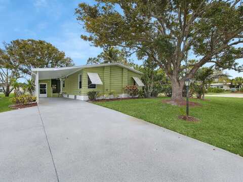 8201 Cinnamon Lane, Port Saint Lucie, FL 34952