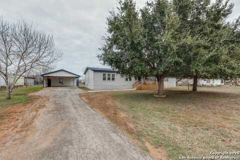 380 Bluefield, Pleasanton, TX 78064