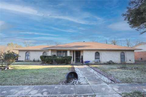 125 Goliad Street, Mc Gregor, TX 76657