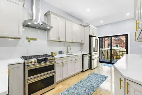 Decatur, BROOKLYN, NY 11233