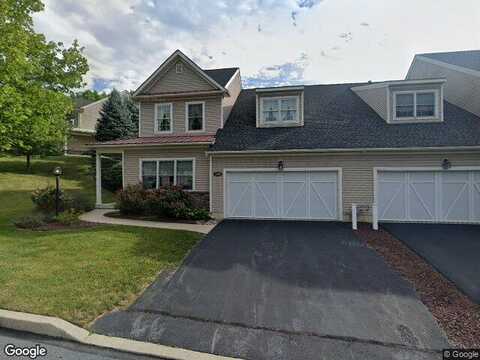 Briar, WHITEHALL, PA 18052