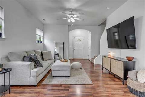 Trestle, CHESAPEAKE, VA 23324